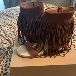 Beautiful fringe sandals